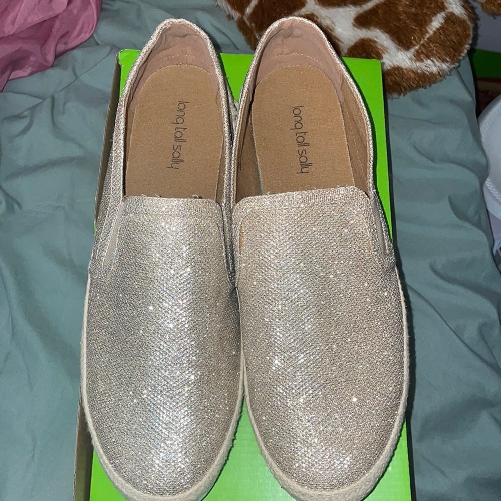 Sparkle flats